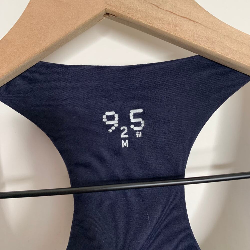 9two5fit Get in Line Navy Sports Bra Womens New Medium - Picture 6 of 10